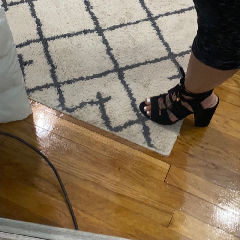 New size 40 cute with  tassels never worn